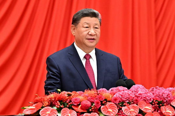 慶祝中華人民共和國成立76周年招待會在京舉行 習(xí)近平發(fā)表重要講話 李強(qiáng)主持 趙樂際王滬寧蔡奇丁薛祥李希韓正出席